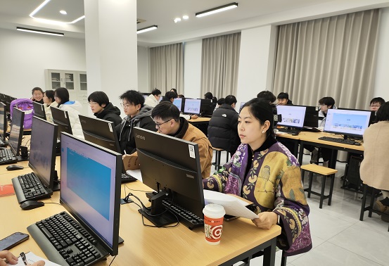 1739867785358244.jpg 冯.jpg
