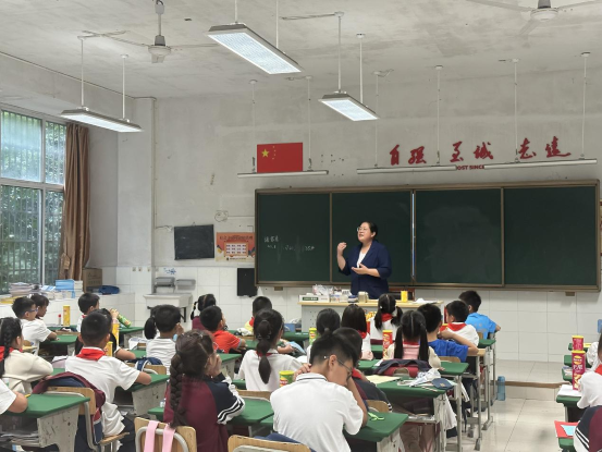 1740969103758851.png 图片1.png