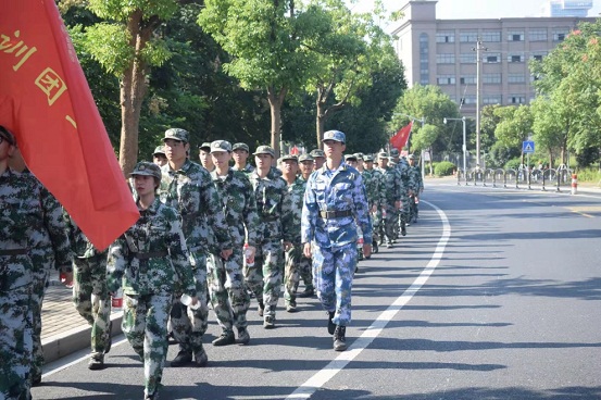 拉练2.jpg