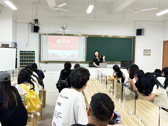 班会2.jpg