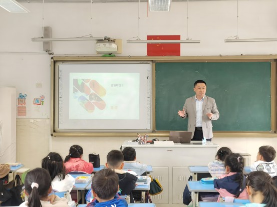 1681345373296704.jpg 图片1(1).jpg
