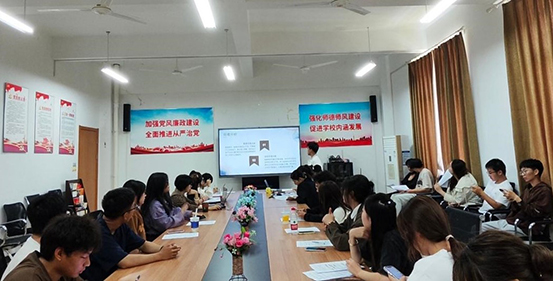 1699058224133545.jpg 评选现场.jpg